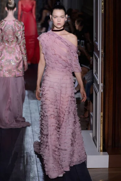 Look 37